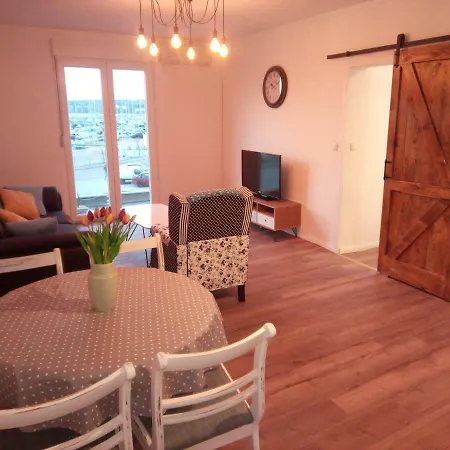 Apartman Biograd Apartment *